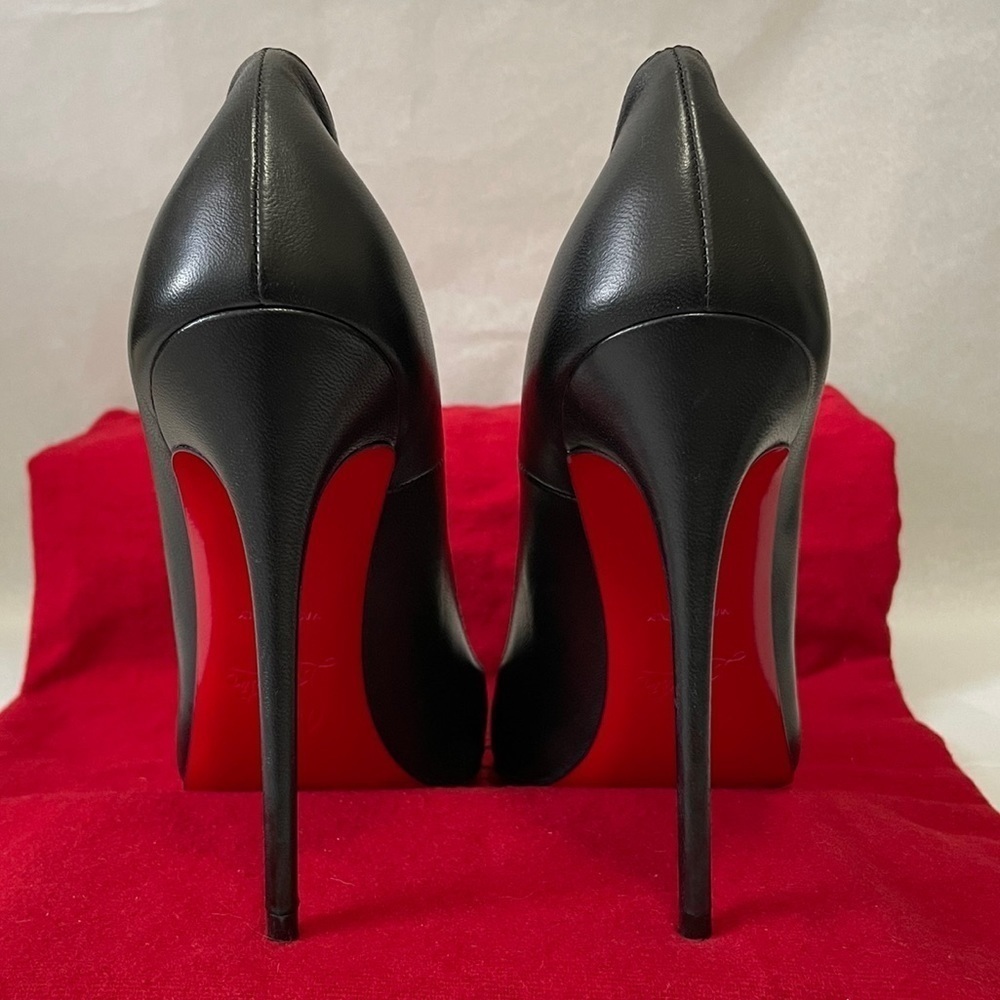 Christian Louboutin So kate stilletos 120mm, Nappa black Leather EU39